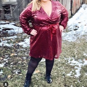 Gorgeous sequin dress!